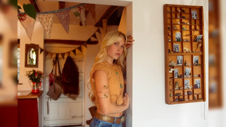 Music - Maya Lane - I Don't Know You Yet
