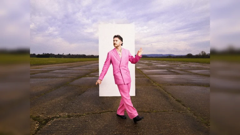 Cian Ducrot will headline at Manchester's Victoria Warehouse. image courtesy Freddie Stinstead